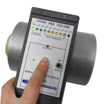 Fios de costura condutores cinza 150D/2 para vestuário antiestático Fabricação de fibra de carbono de poliéster Fios de fibra condutora longa