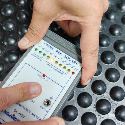 Borracha preta ESD Antistático Cone Padrão Anti fadiga colchão para salas limpas Semicondutores oficinas