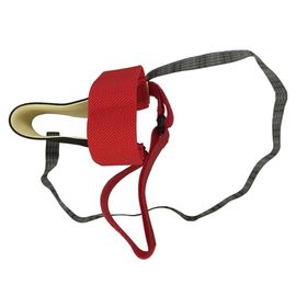O anti salto estático prende com correias a fita vermelha brilhante com gancho e prendedor do laço